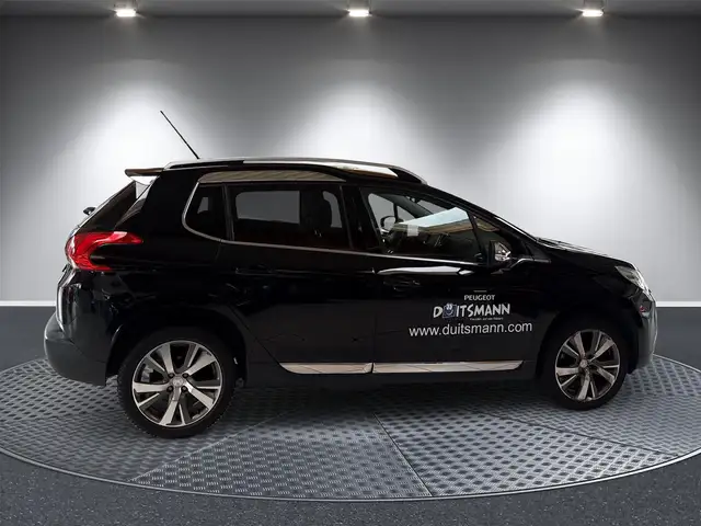 Peugeot 2008 view 6