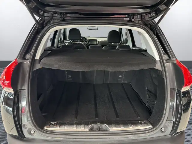 Peugeot 2008 view 10