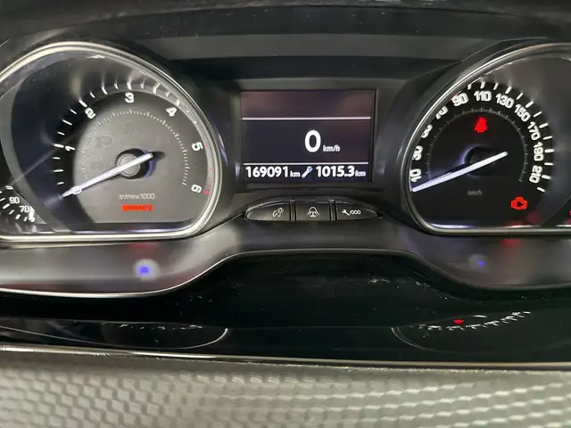 Peugeot 2008 view 14