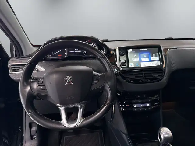 Peugeot 2008 view 13