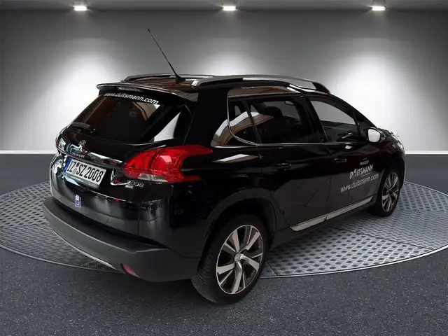 Peugeot 2008 view 5