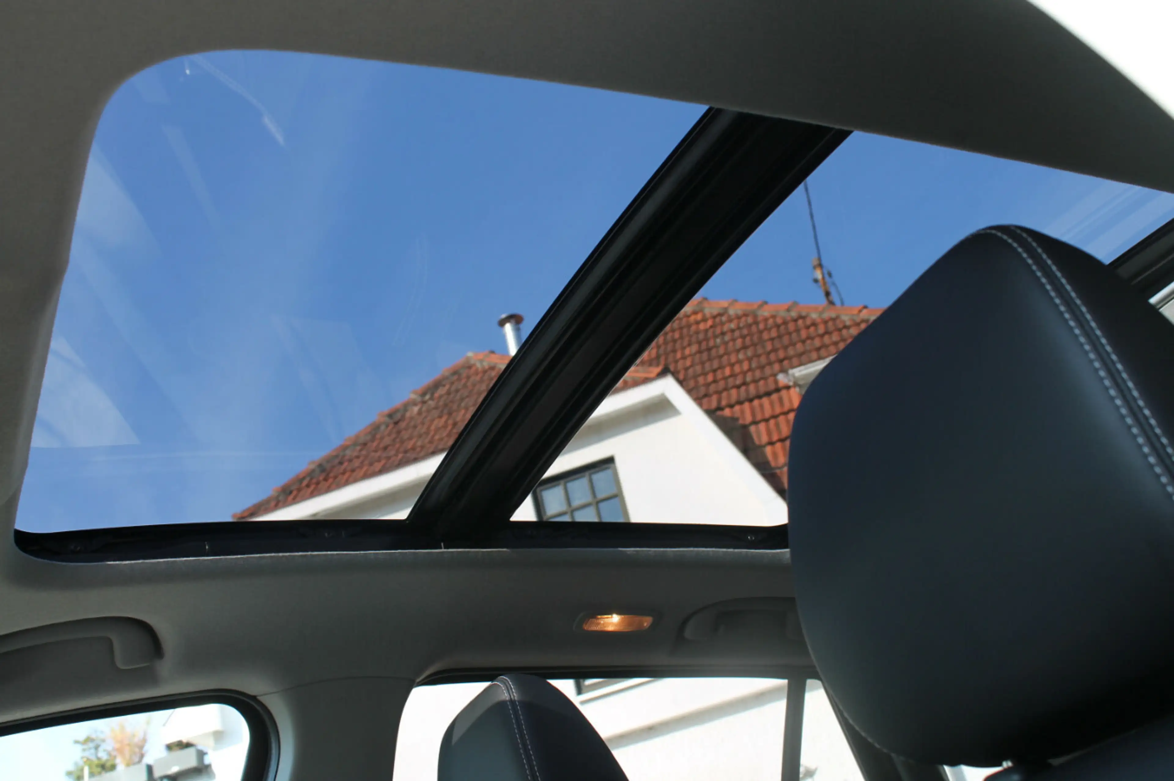 Suzuki SX4 S-Cross 1.6 Comfort+ *WKR-Stahl* — photo 5