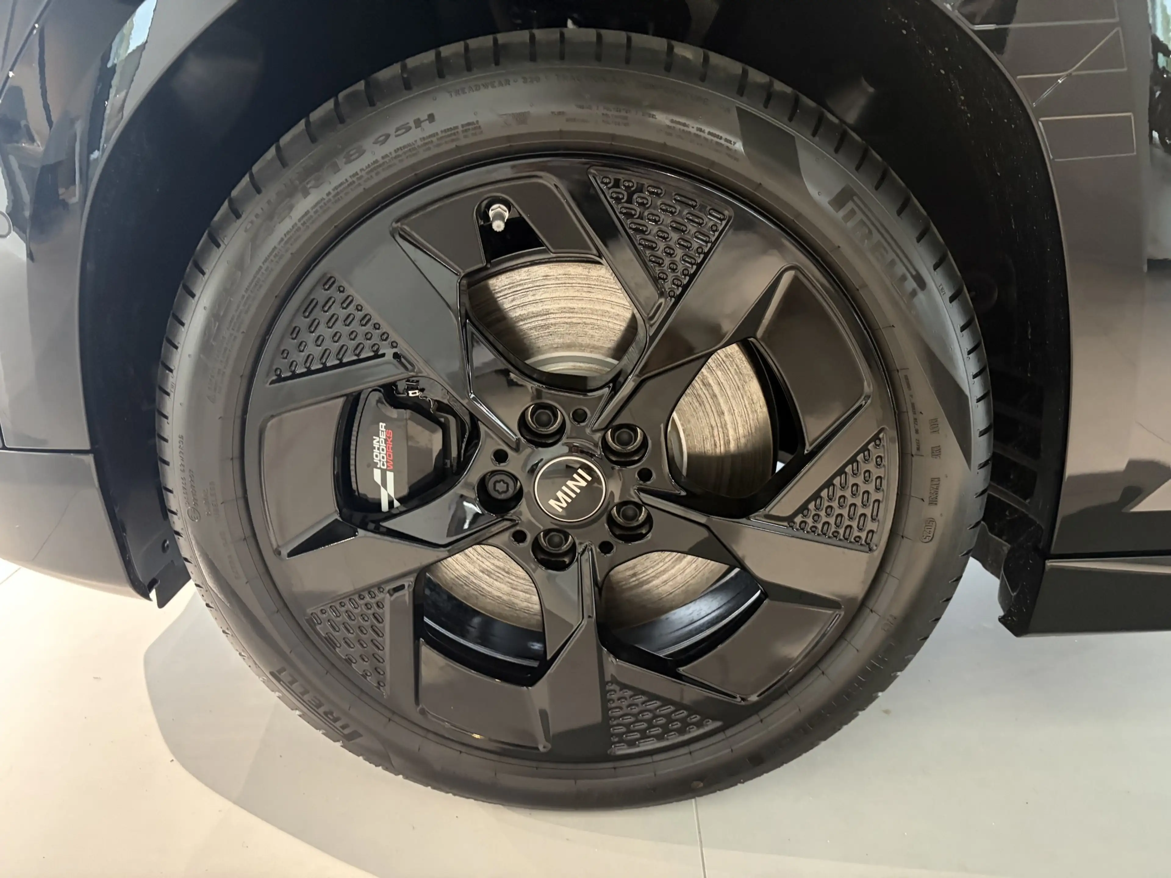 MINI Aceman E John Cooper Works L 42.5 kWh Panoramadak | Harma — photo 7