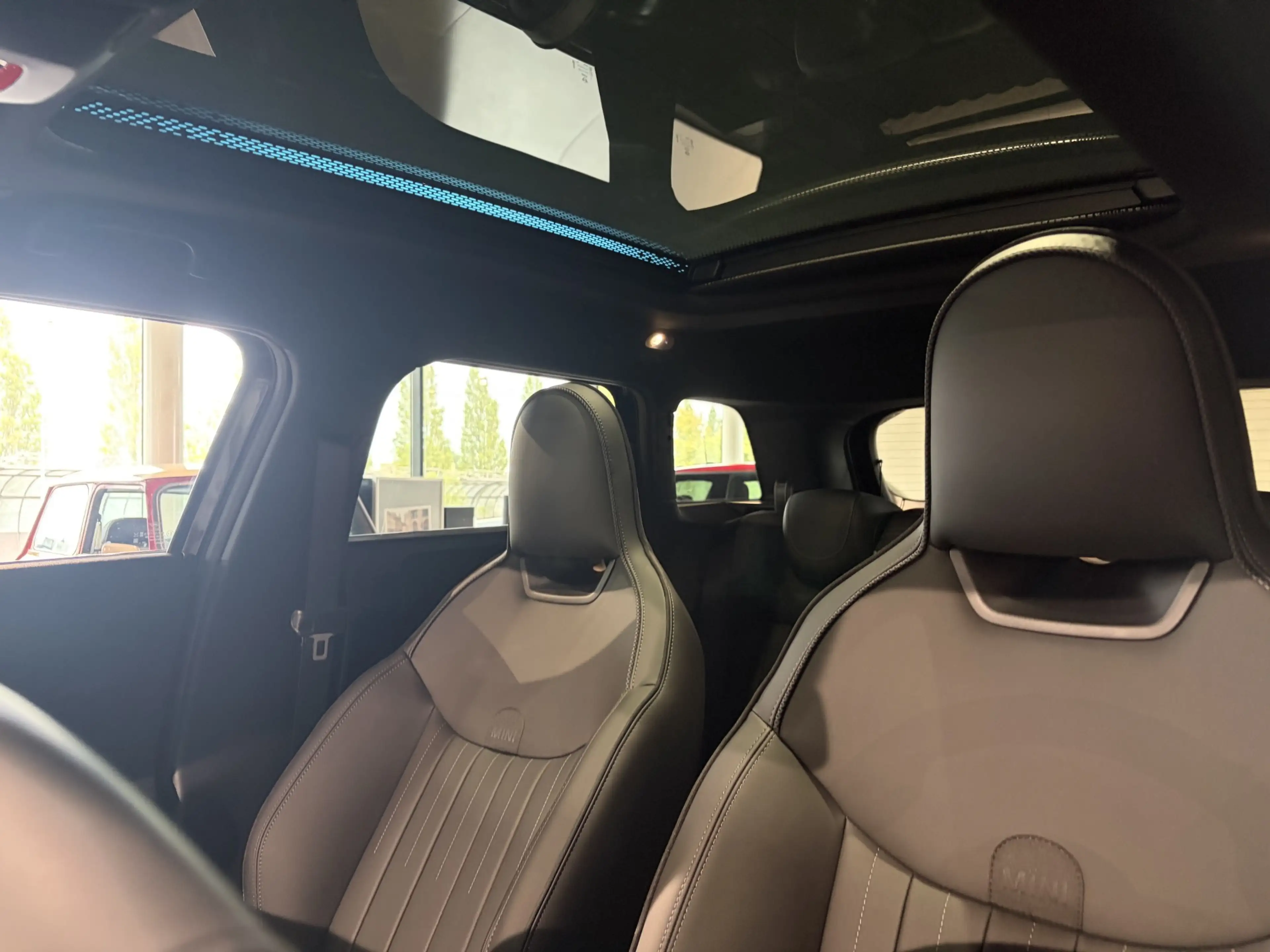 MINI Aceman E John Cooper Works L 42.5 kWh Panoramadak | Harma — photo 4