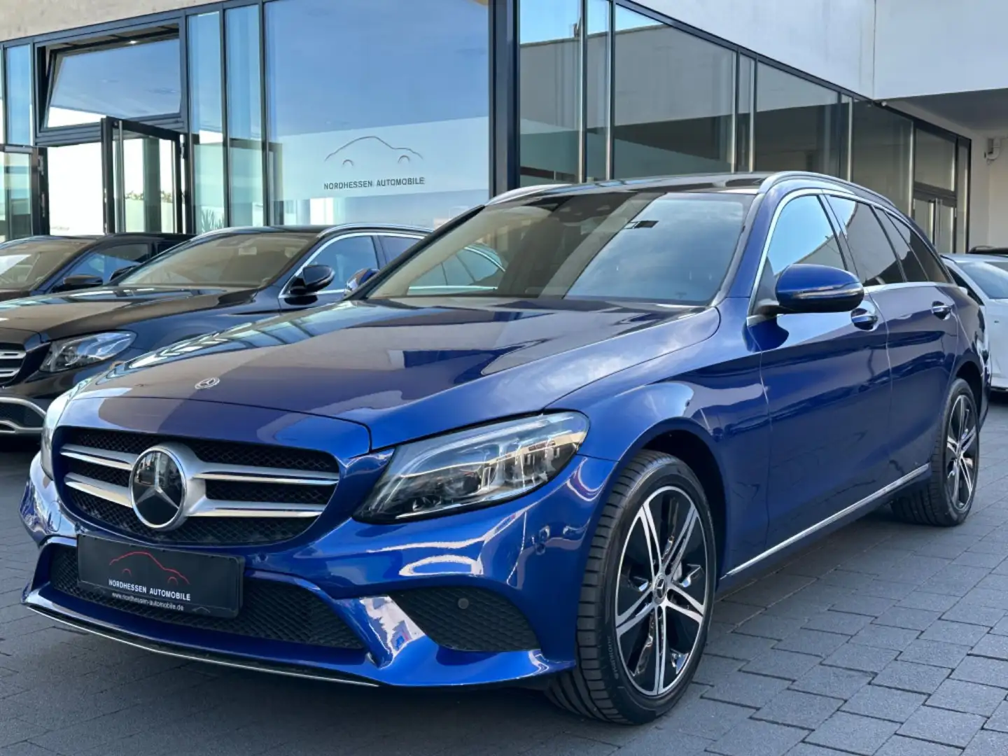 Mercedes-Benz C 300 T de 9G Avantgarde | Panorama | Multibeam Blu/Azzurro - 1