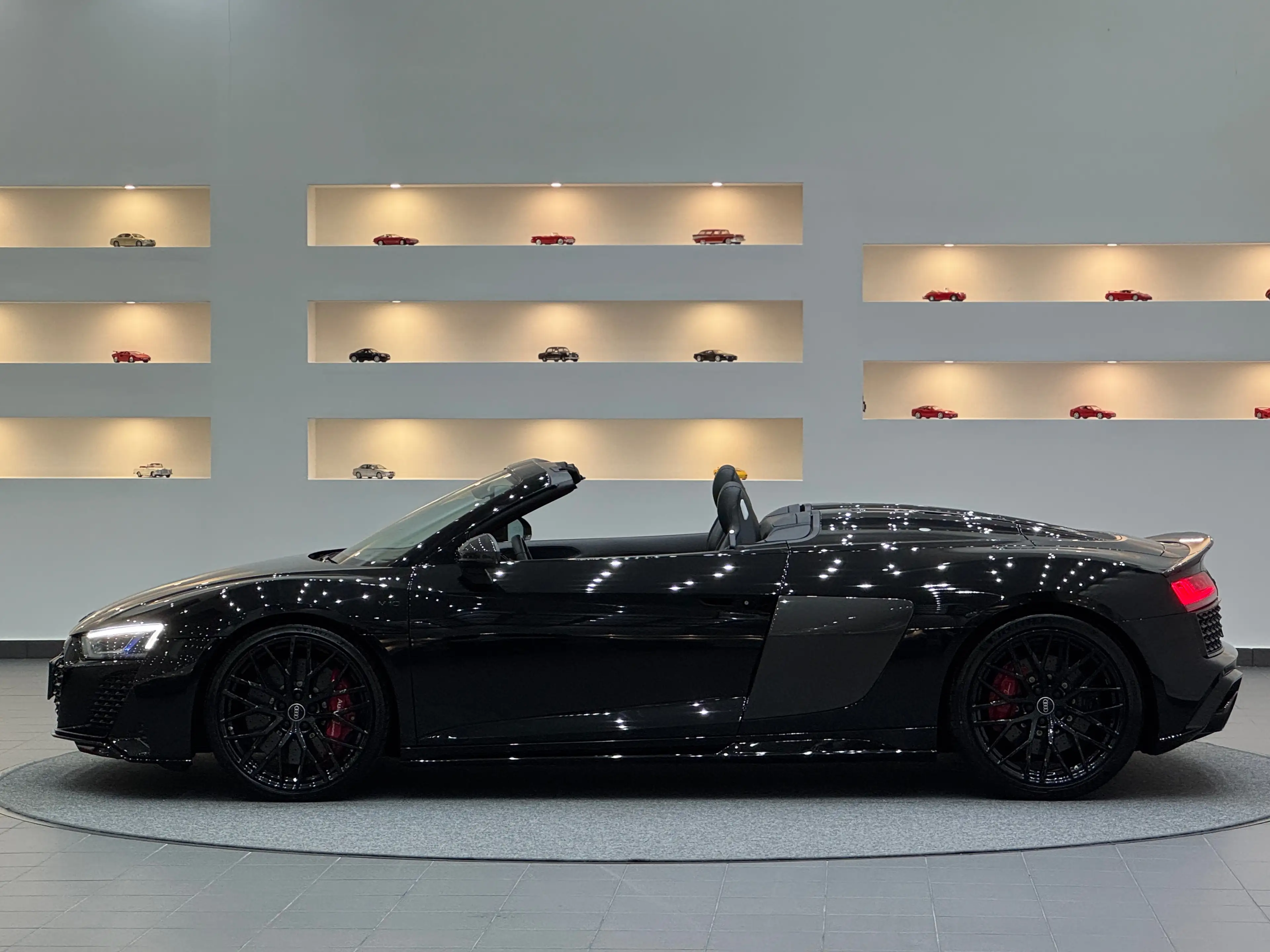 Audi R8 5.2 FSI quattro performance *Carbon-Paket* — photo 4