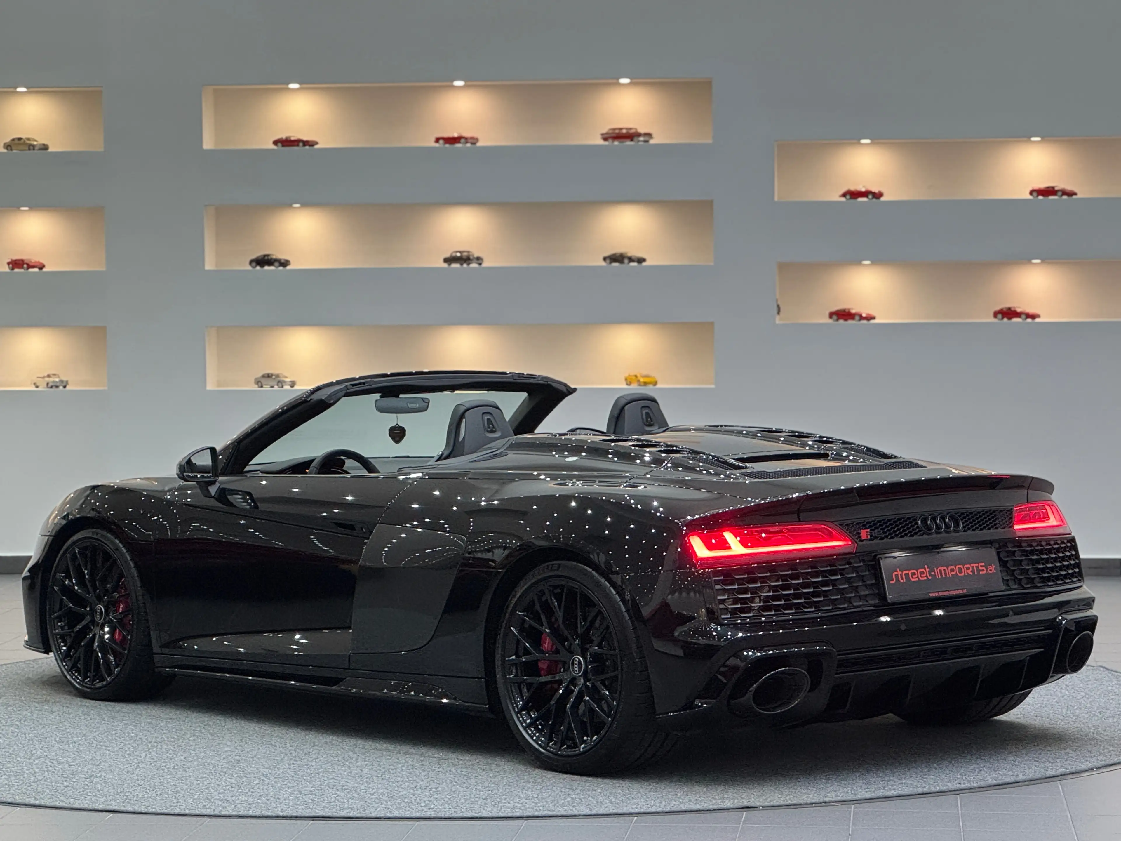 Audi R8 5.2 FSI quattro performance *Carbon-Paket* — photo 5