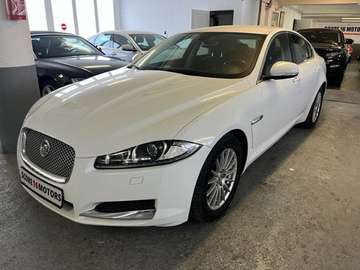 Jaguar xf (2) 2.0 240 luxe bva9