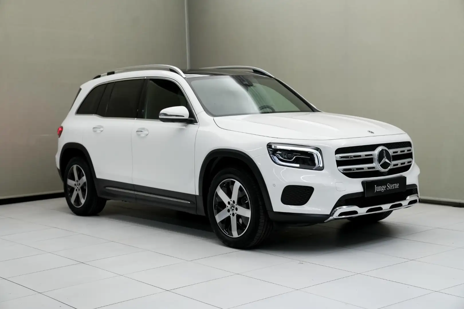 Mercedes-Benz GLB 220 d 4MATIC SpurW ParkAss. SpurH Navi Pano Wit - 2