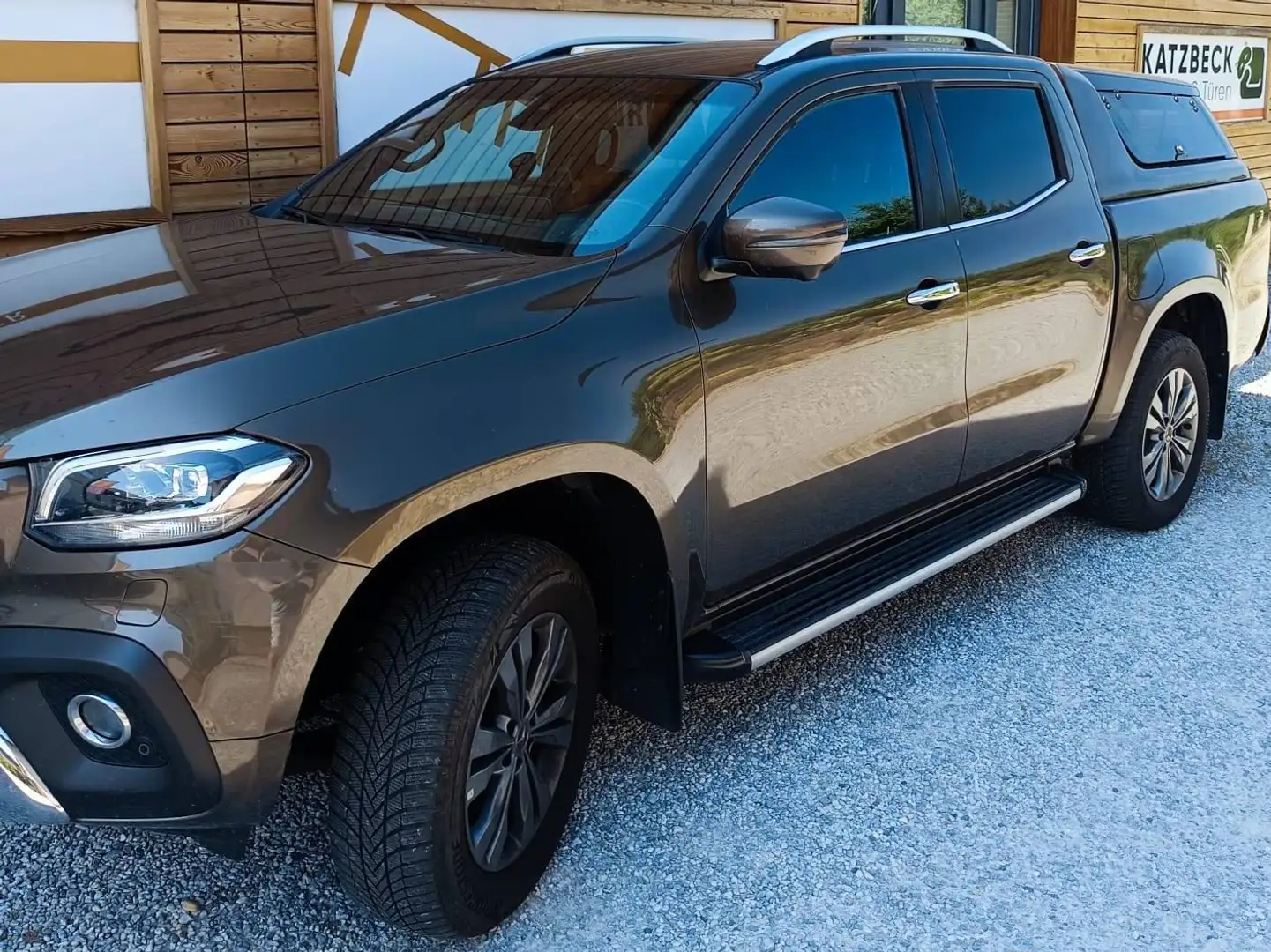 Mercedes-Benz X 250 X 250 d 4MATIC Pure Aut. Pure Braun - 2
