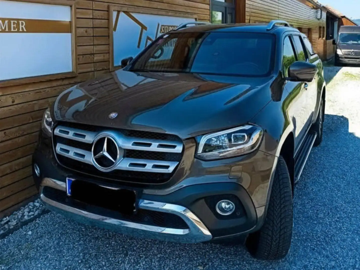 Mercedes-Benz X 250 X 250 d 4MATIC Pure Aut. Pure Braun - 1