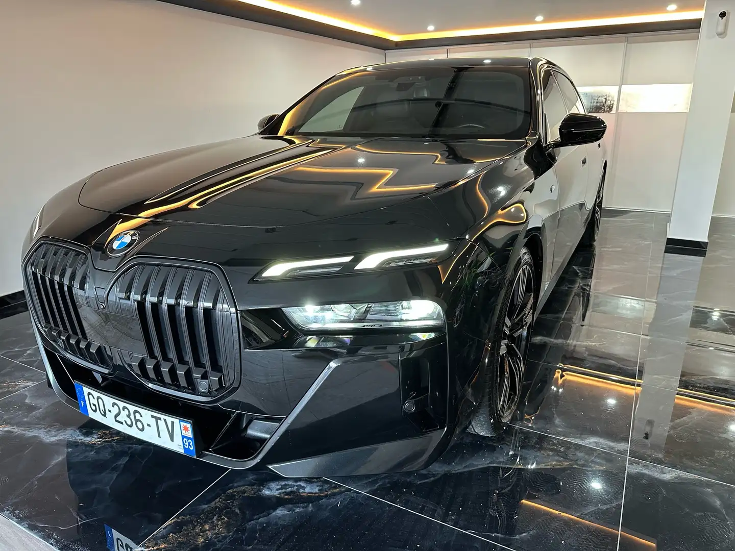 BMW 740 740d xDrive - 2