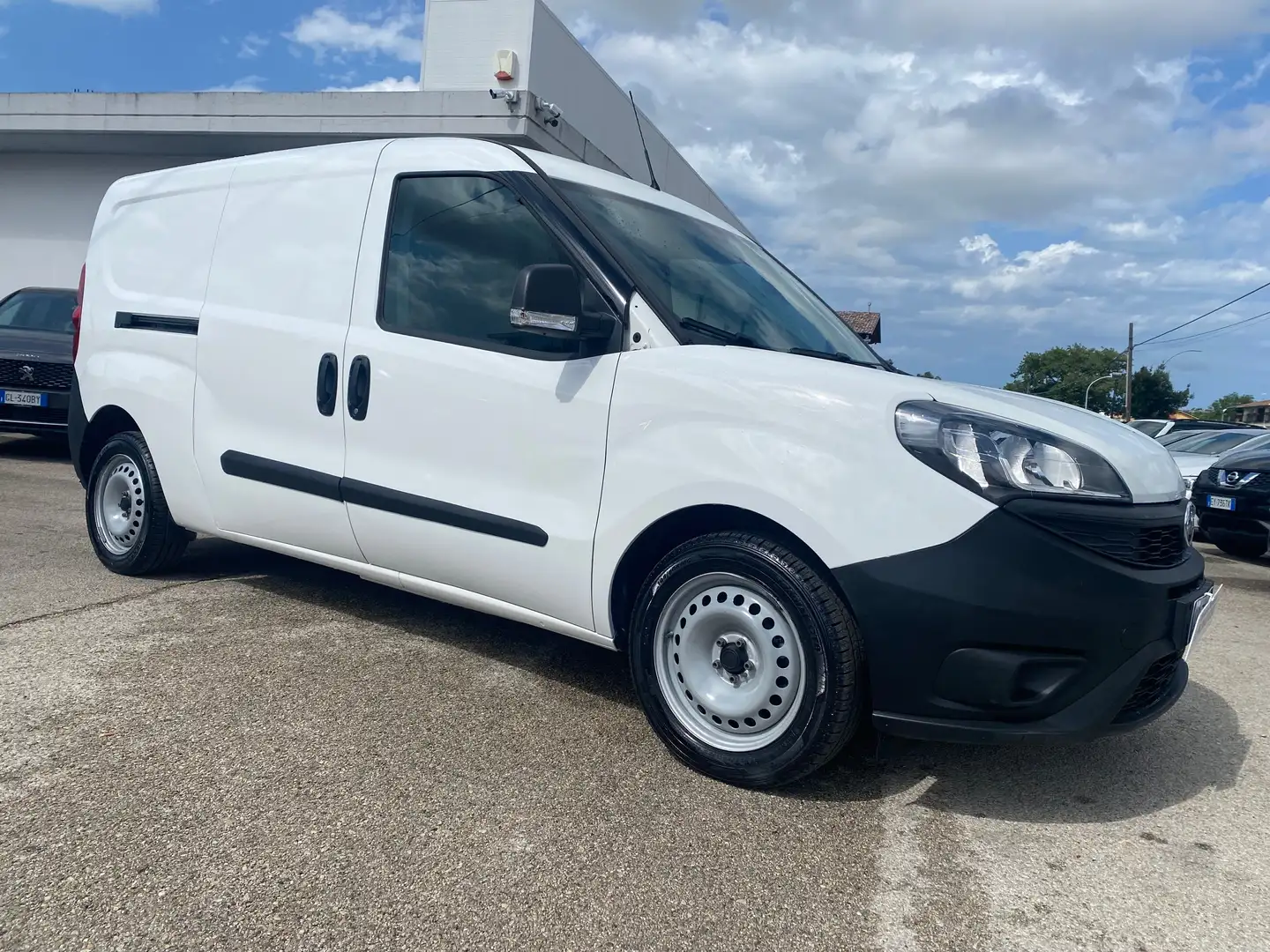 Fiat Doblo Maxi 1.6 mjt 105cv Blanco - 1