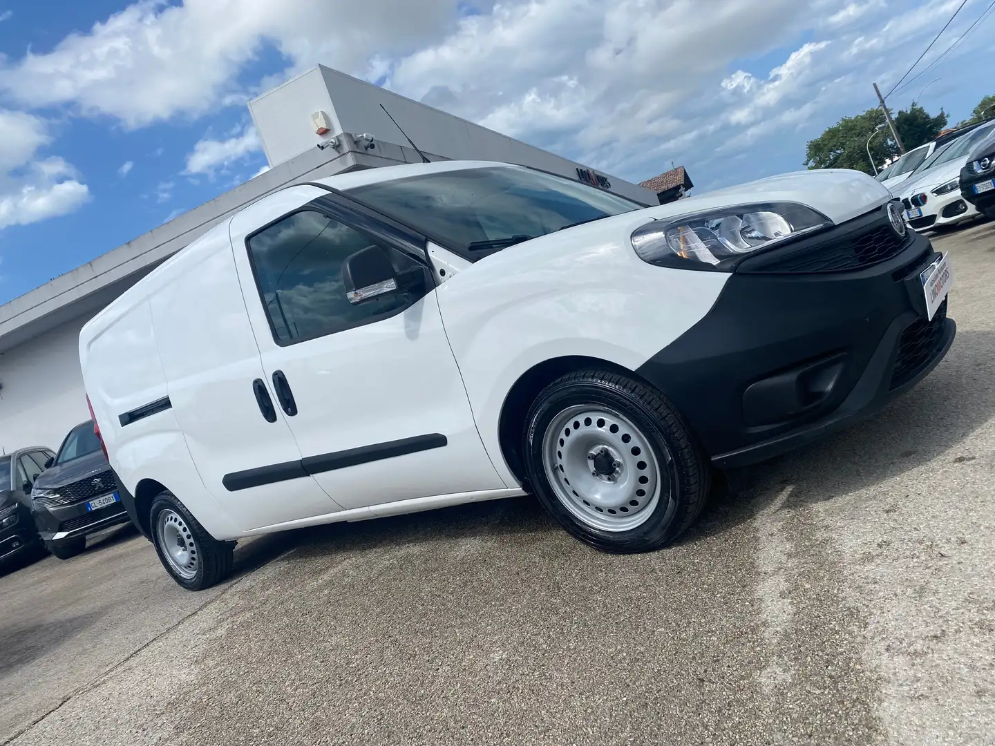 Fiat Doblo Maxi 1.6 mjt 105cv Blanco - 2