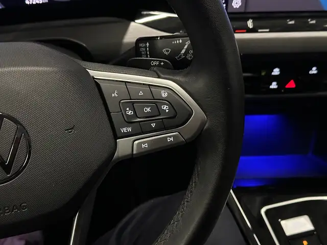 Volkswagen Golf view 19