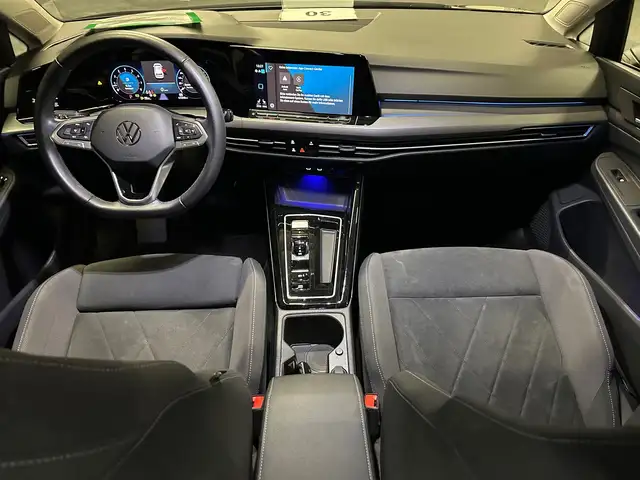 Volkswagen Golf view 12