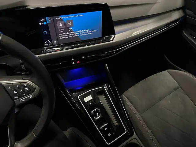 Volkswagen Golf view 20