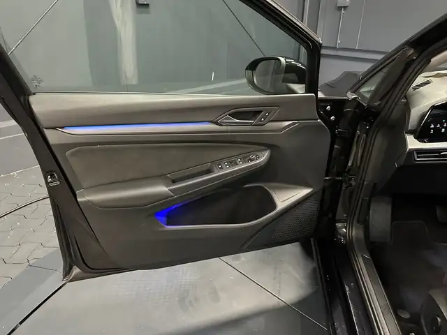 Volkswagen Golf view 13