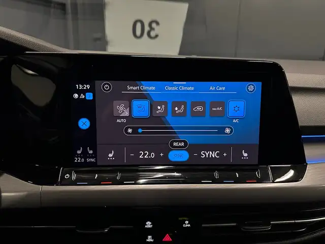 Volkswagen Golf view 22