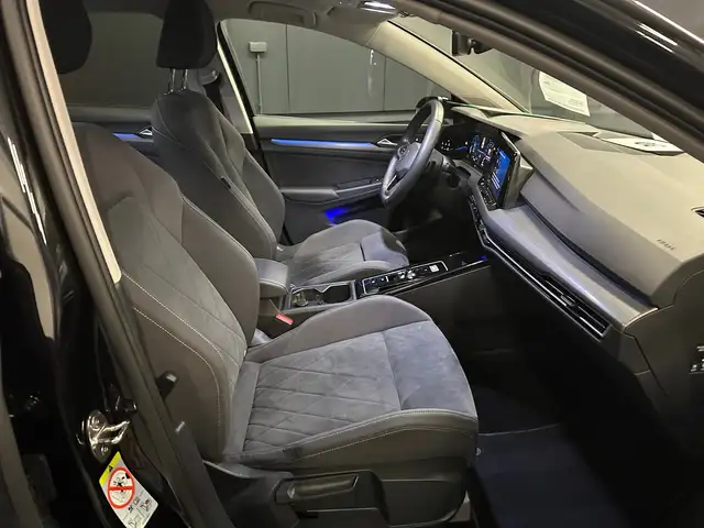 Volkswagen Golf view 10