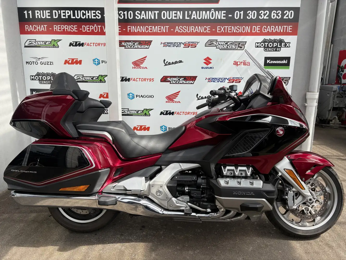 Honda Gold Wing Rouge - 1