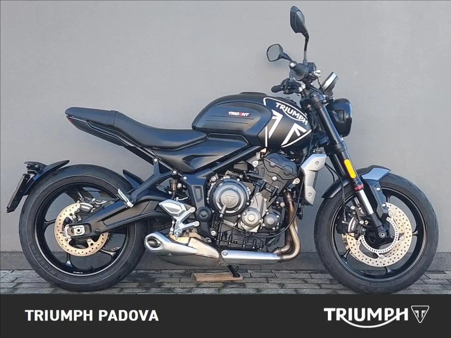 Triumph Trident 660 Schwarz - 1