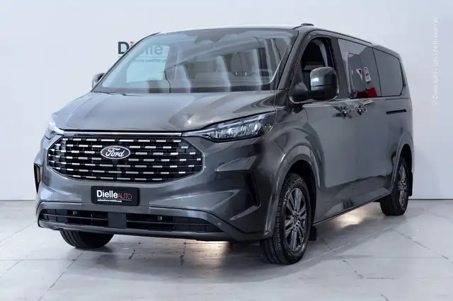 Ford Tourneo Custom tourneo custom 320 2.0 ecoblue 170cv Titanium L2H1 A8 + winter pack