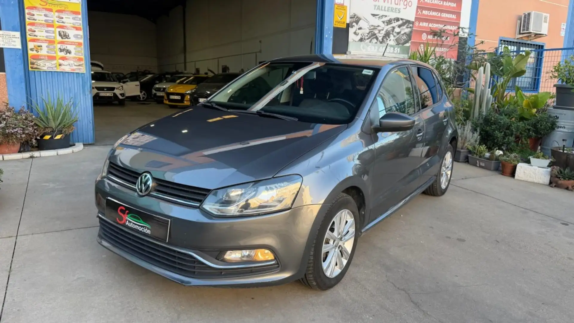 Volkswagen Polo 1.4 TDI BMT Advance 66kW Gris - 1