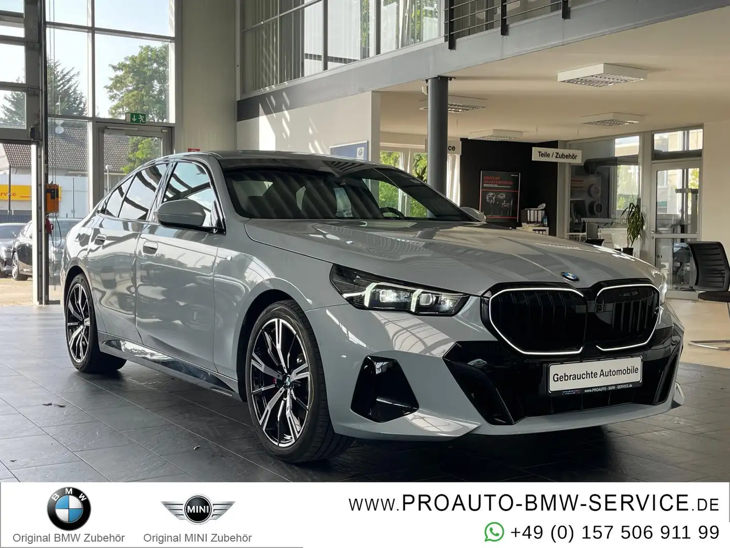 BMW 520 i M Sport Pro A-LED/ICONIC/360°/20"/HUD Grijs - 1