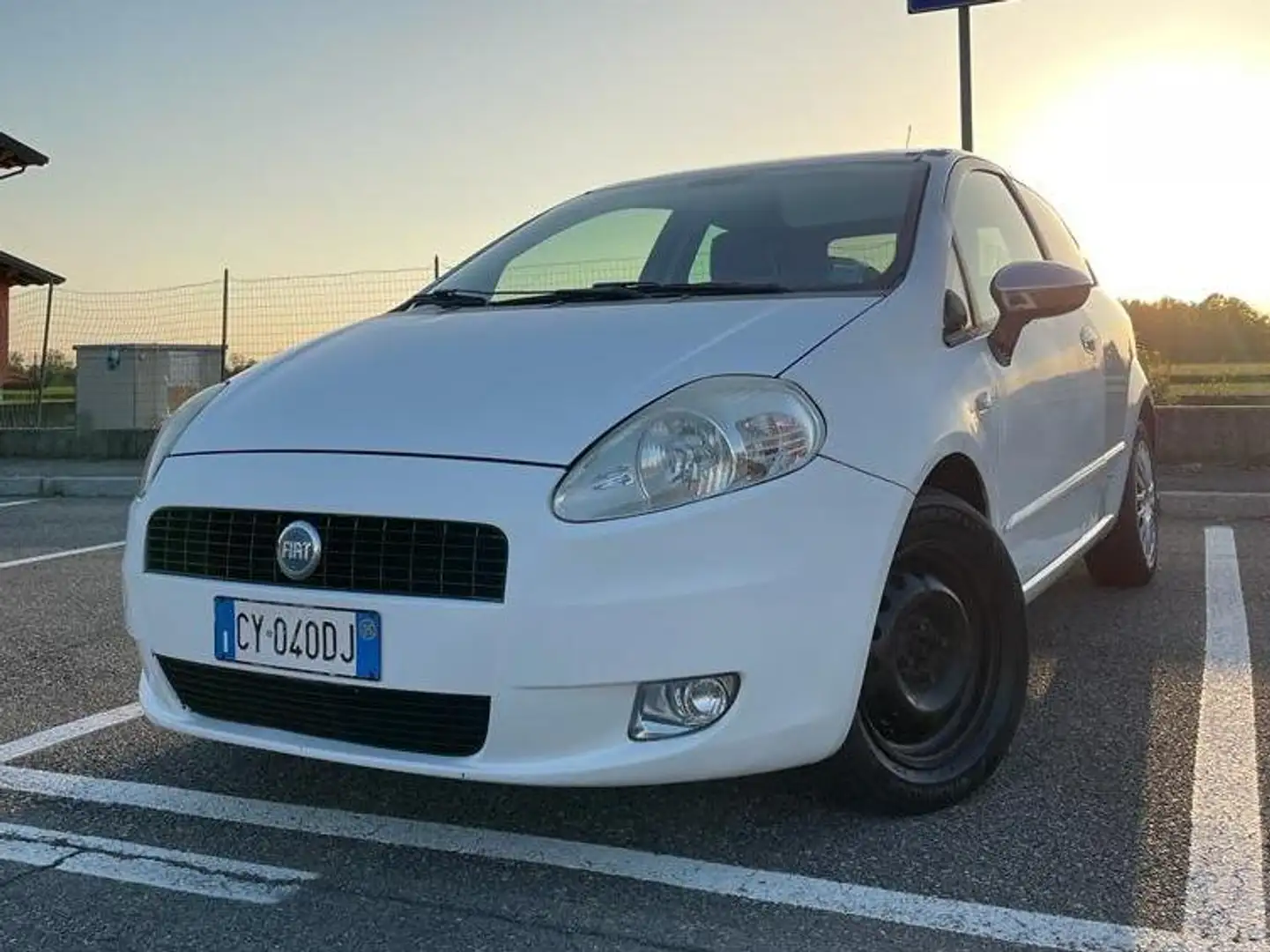 Fiat Grande Punto Grande Punto 3p 1.2 Dynamic 65cv Blanc - 1