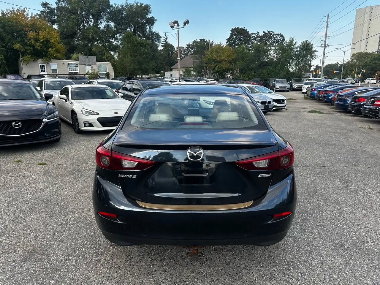 Mazda 3 снимка Mazda 3