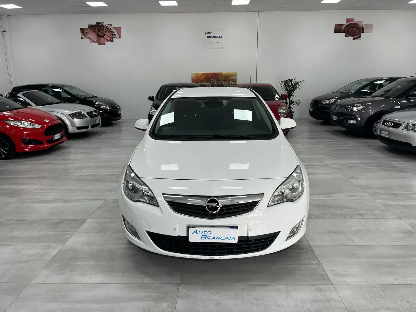 Opel Astra 5p 1.4 100cv Bianco - 2