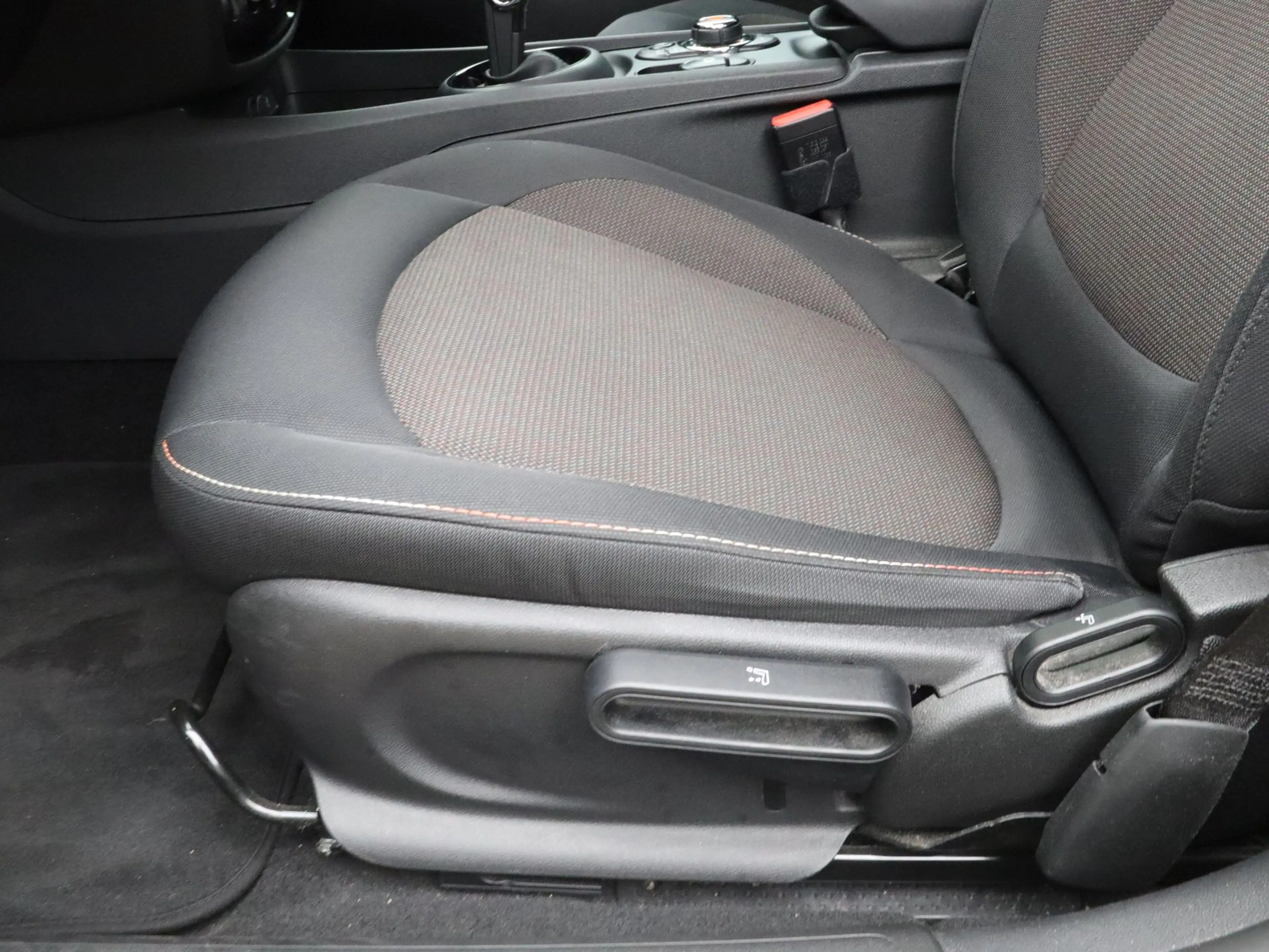 MINI Cooper Clubman Business Edition Aut. — photo 15