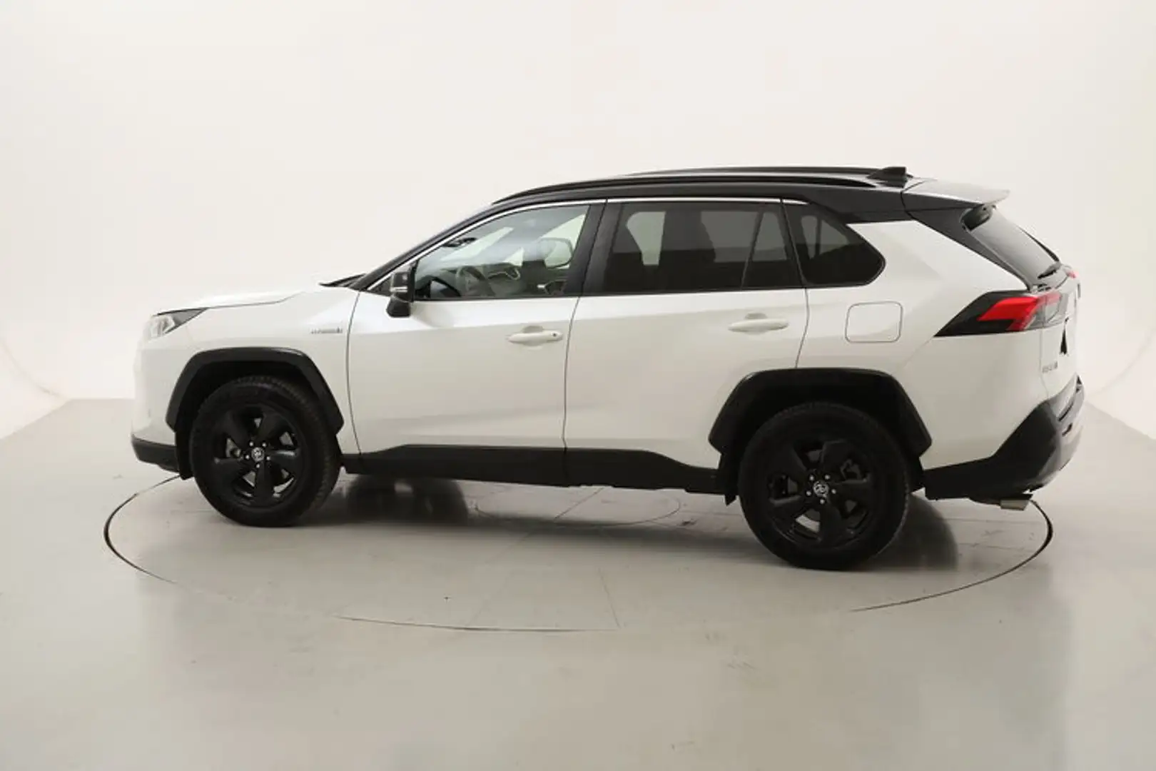 Toyota RAV 4 Hybrid Style AWD-i 2.5 Full Hybrid 222CV Weiß - 2