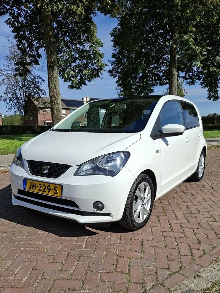 SEAT Mii