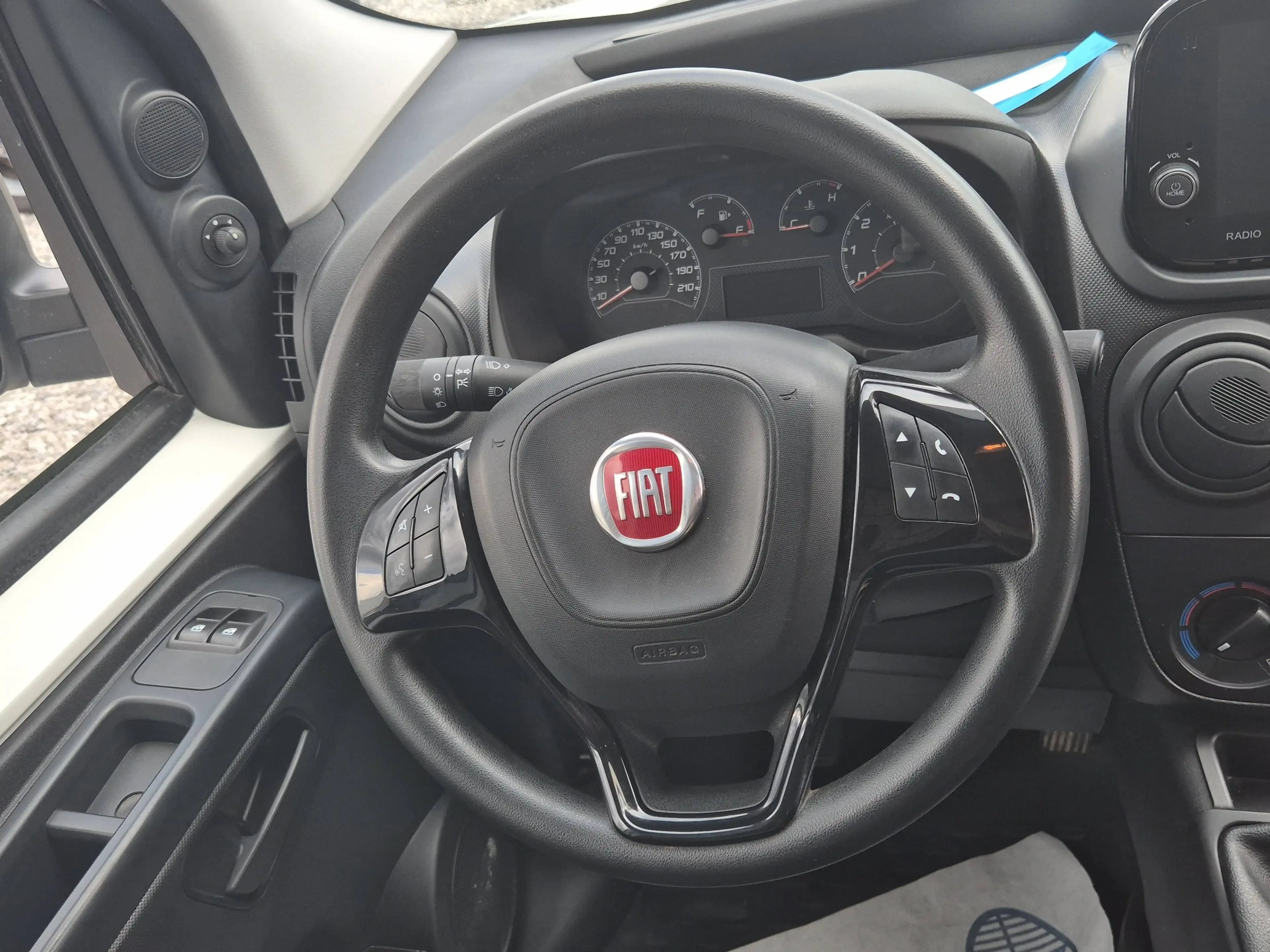 Fiat Fiorino FIORINO CARGO DIESEL - Fiorino 1.3 Multijet SX Ecojet (EU6d) — photo 7