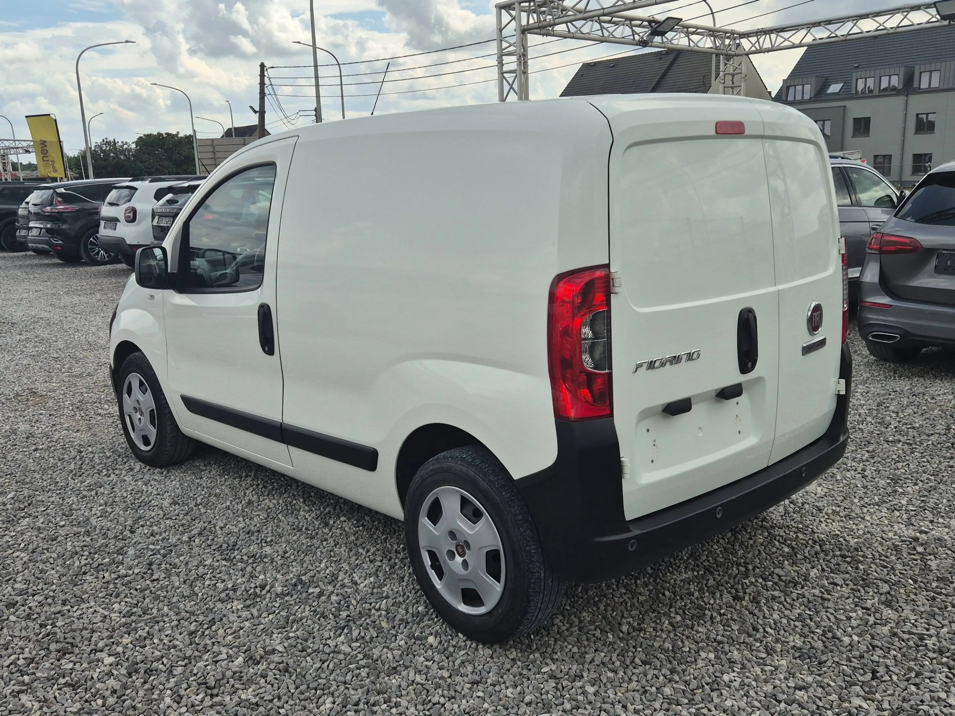 Fiat Fiorino FIORINO CARGO DIESEL - Fiorino 1.3 Multijet SX Ecojet (EU6d) — photo 3