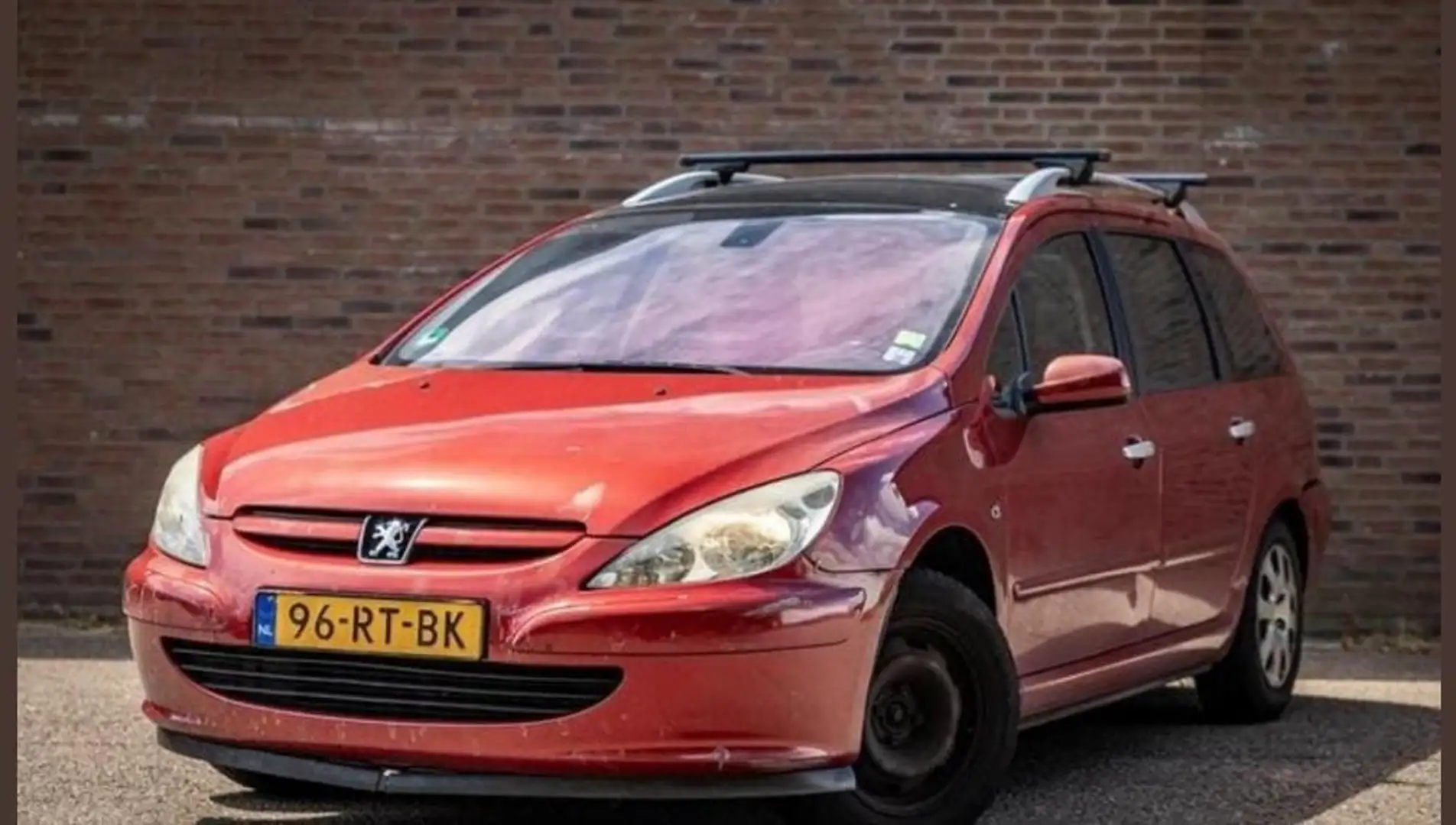 Peugeot 307 7 persoons Rood - 1