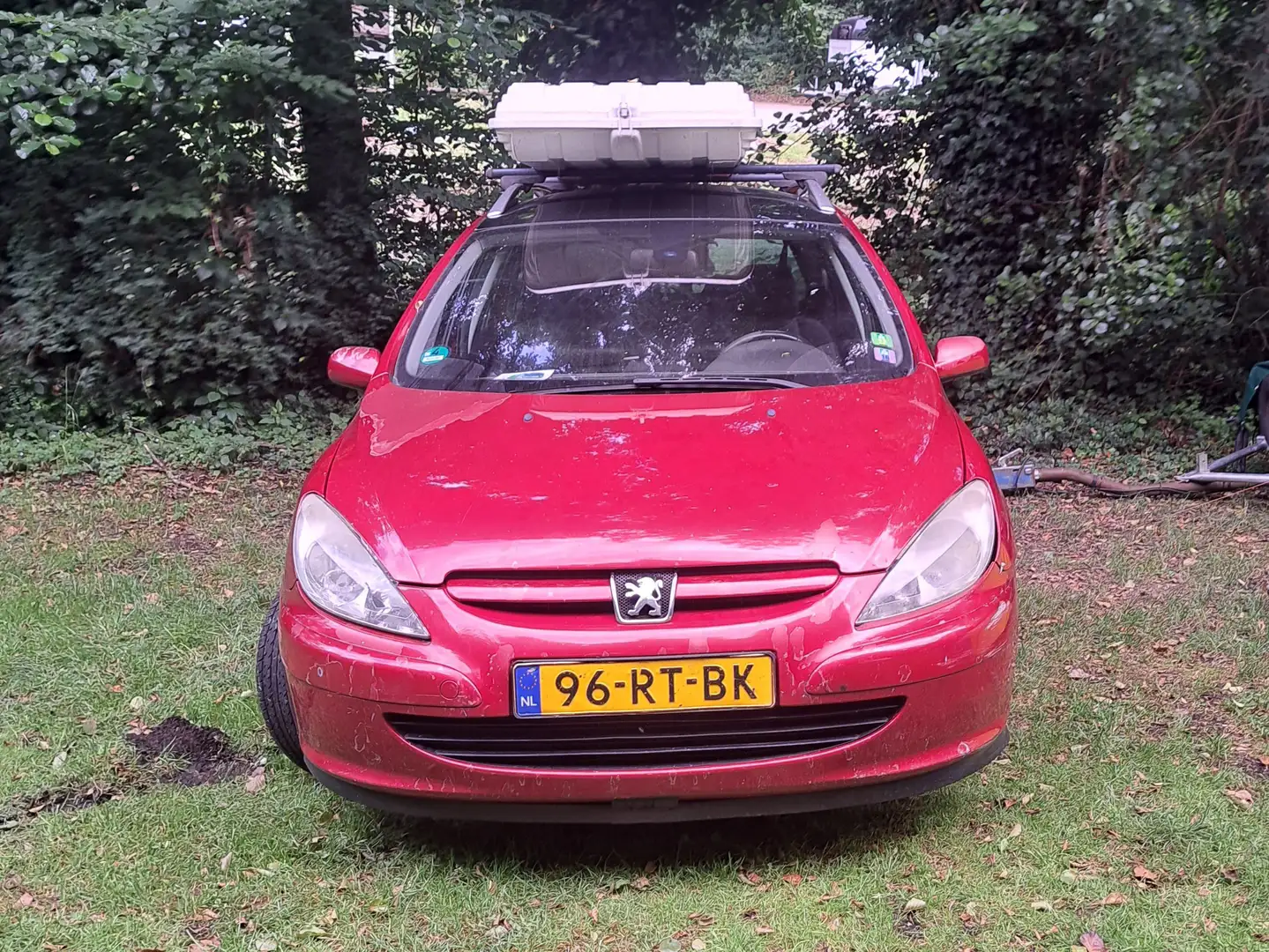 Peugeot 307 7 persoons Rood - 2