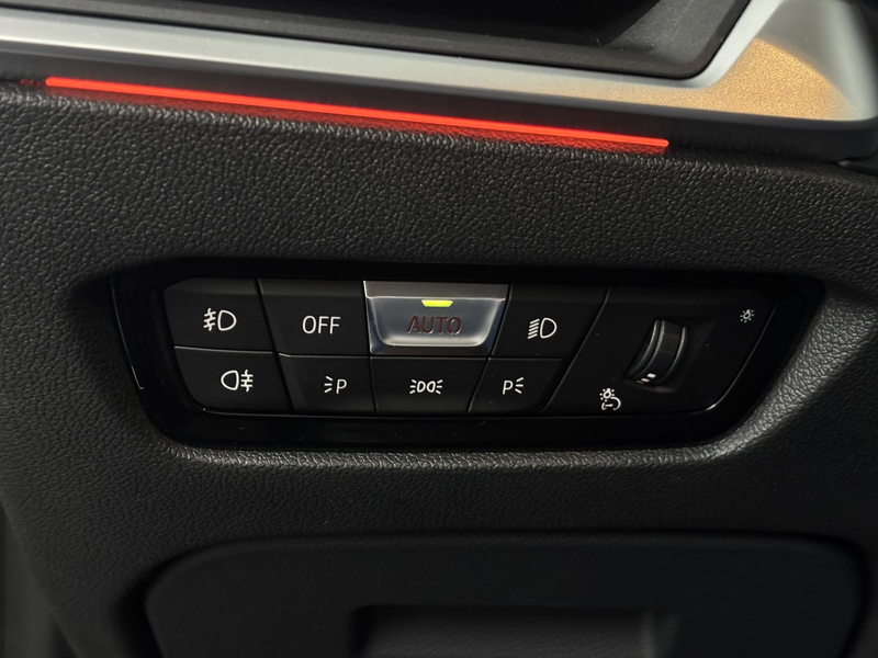 BMW 320 3-serie 320i Executive Edition | Sportline | Sfeer — photo 34