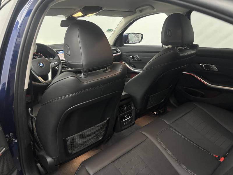 BMW 320 3-serie 320i Executive Edition | Sportline | Sfeer — photo 11