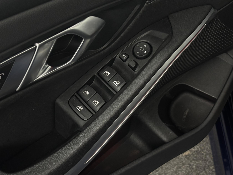 BMW 320 3-serie 320i Executive Edition | Sportline | Sfeer — photo 35