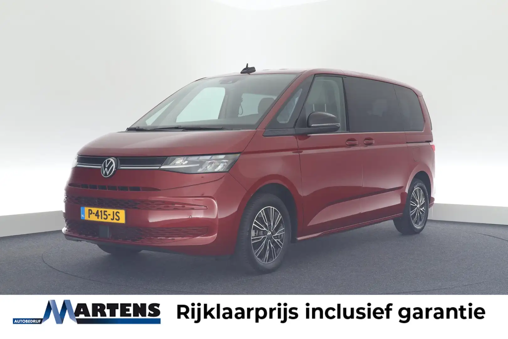 Volkswagen T7 Multivan 1.4 218pk eHybrid L1H1 7-persoons Navigatie Trekha Rood - 1