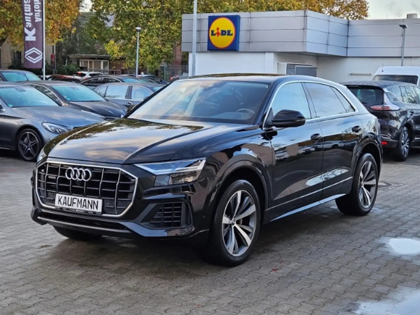 Audi Q8 45 TDI quattro 3.0 EU6d-T StandHZG Navi Leder Digi Schwarz - 1