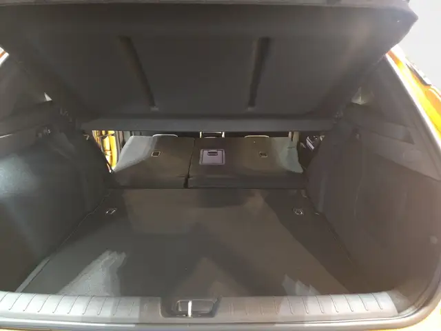 Kia K4 view 12