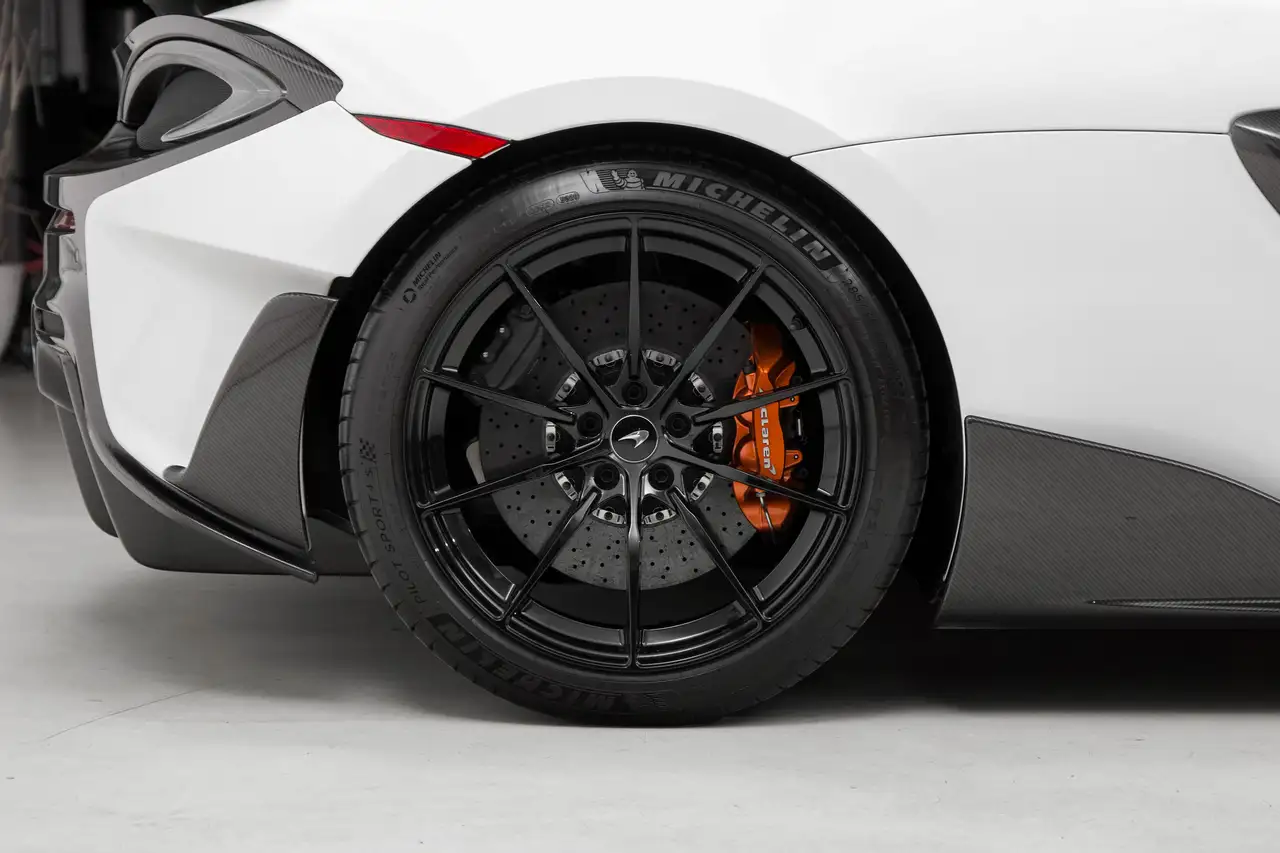 McLaren 600LT fotografie McLaren 600LT