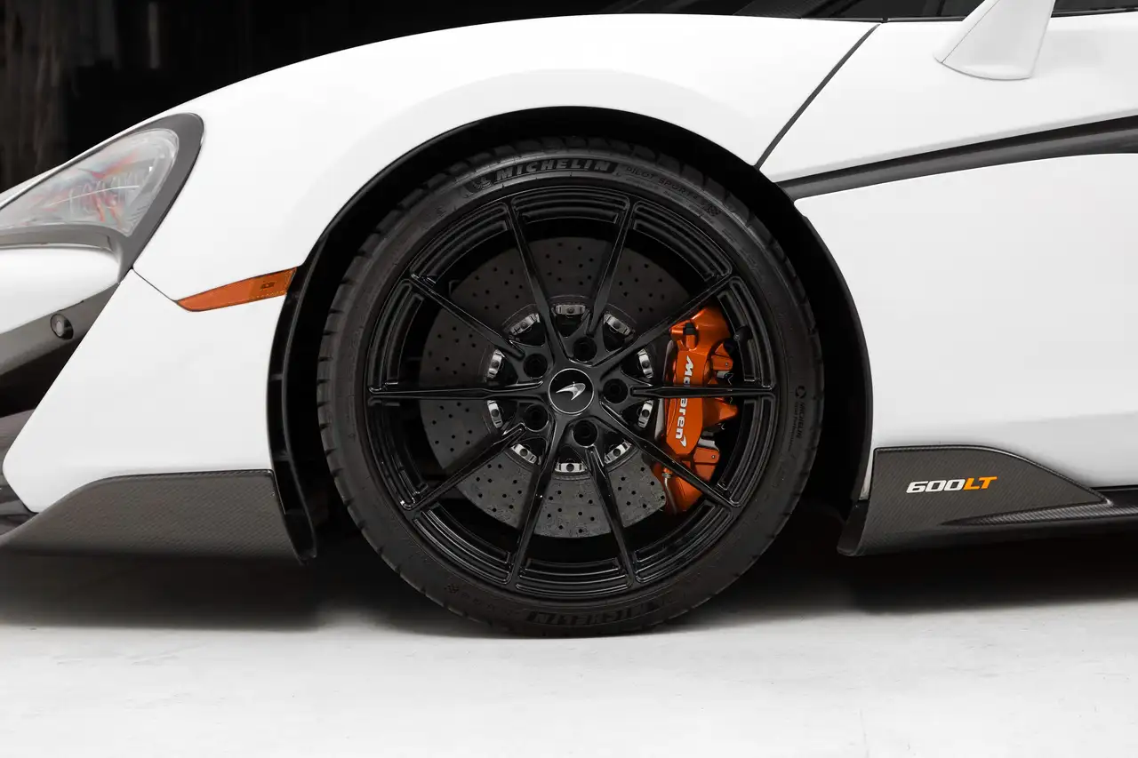McLaren 600LT fotografie McLaren 600LT