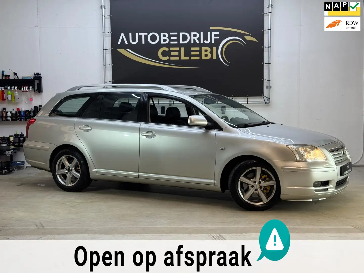 Toyota Avensis Wagon 2.0 VVTi Executive 2005 GRIJS AUT|LEDER Grijs - 1
