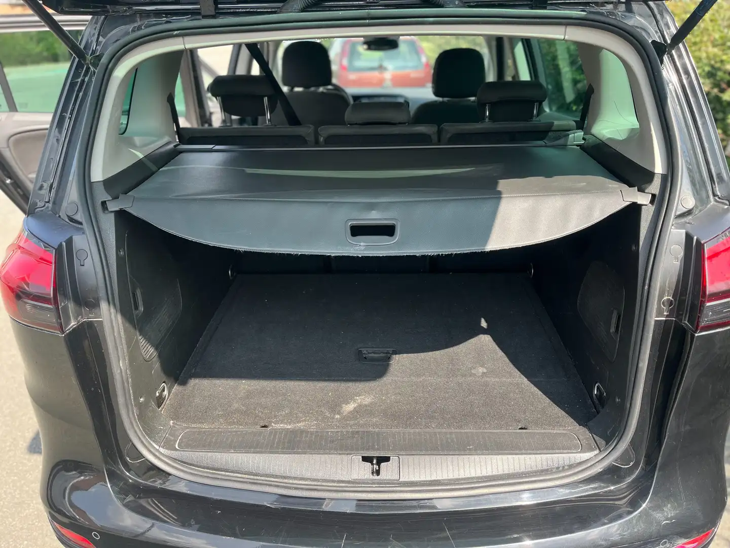Opel Zafira Tourer 1.6 CDTI Ecoflex start/stop Zwart - 1