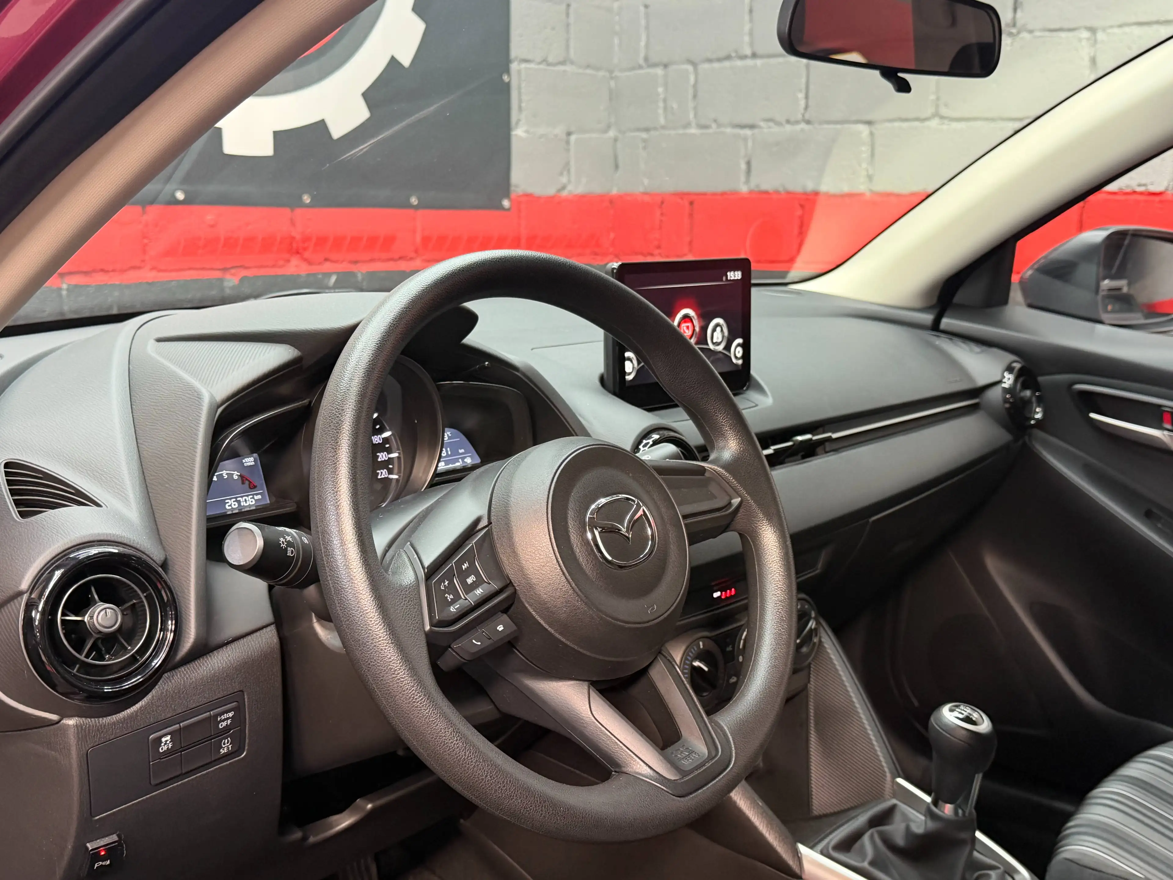 Mazda 2 2 1.5i Skyactiv-G MHEV — photo 12
